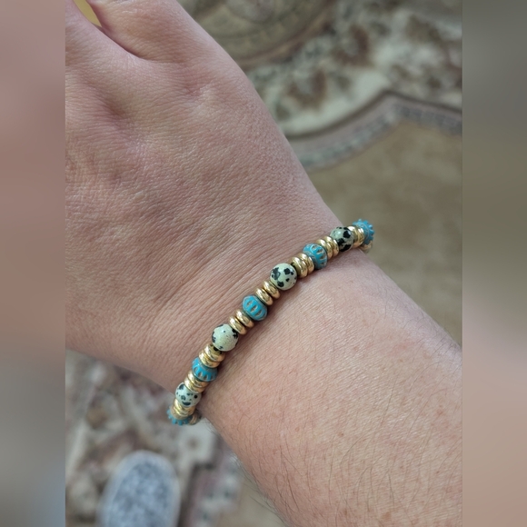 Handcrafted Dalmatian Jasper and Turquoise Bracelet - Picture 3 of 6
